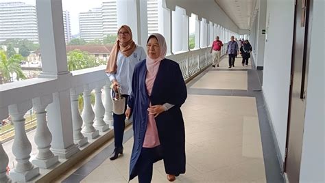 Fitnah Zuraida Buat Permohonan Maaf Kepada Saifuddin Secara Terbuka