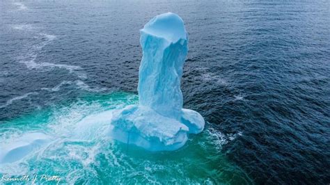 Liceberg phallique dun photographe de Dildo à Terre Neuve excite