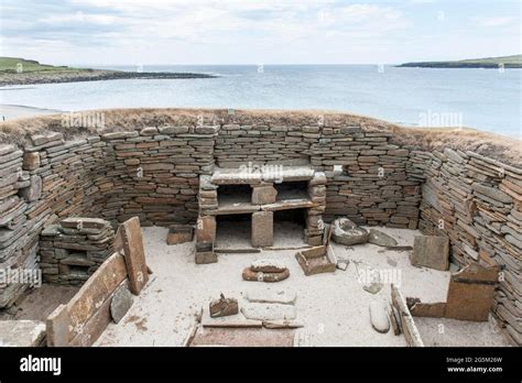 The Heart of Neolithic Orkney, Neolithic settlement, house 7, kitchen ...