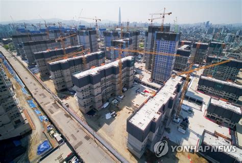 공사비 증액 계약 갈등 둔촌주공 재건축 결국 공사 중단 연합뉴스