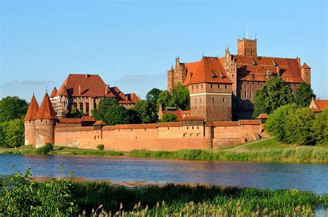 Malbork Marienburg Capitale Des Chevaliers Teutoniques En Pologne