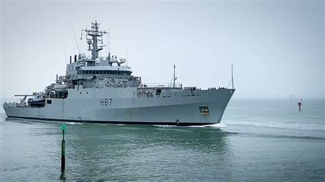 Navy Lookout On Twitter Hms Echo Arrives In Portsmouth This Morning