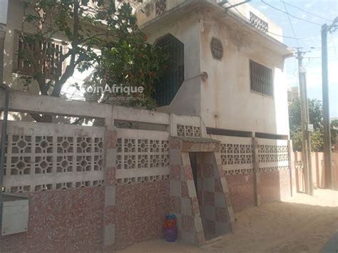 Villas Vente villa à démolir HLM Grand Yoff au Sénégal CoinAfrique