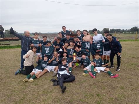 Juventud fue campeón del Apertura en Sub 15 de la liga de Ecilda