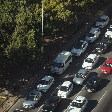 Bruno Covas anuncia retomada do rodízio de carros tradicional a partir