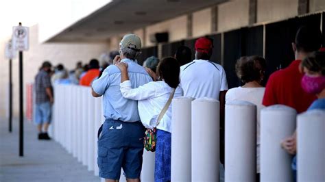 Early Voting Sees Huge First Day Long Lines In Manatee Bradenton Herald