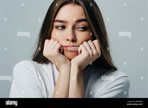 Fille Triste Banque De Photographies Et Dimages à Haute Résolution Alamy