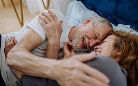 Intimité des seniors Non la sexualité des personnes âgées ne doit