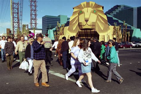 MGM Grand celebrates 25 years on Las Vegas Strip — PHOTOS | Casinos ...