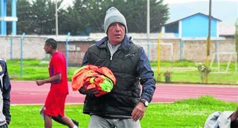 Córdoba Renuncia A Dirección Técnica Del Sport Huancayo Peru Correo