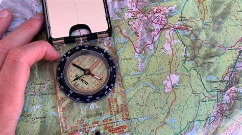 How To Use A Compass The Basics Of Outdoor Navigation