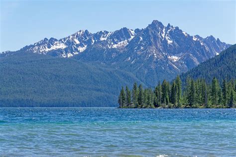 Redfish Lake And The Sawtooth Mountains Near Stanley Id Oc 4000x2668