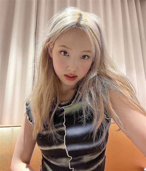 Medidas De Nayeon De Twice Estatura Peso Cintura The Best Porn Website