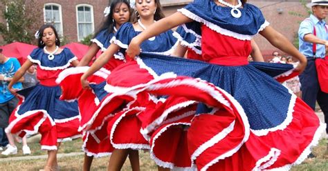 3 Modern Puerto Rican Flag Dresses Aemo57