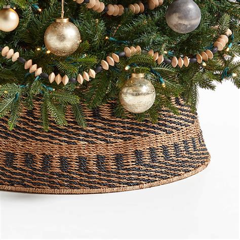 Black And Natural Abaca And Seagrass Hand Woven Christmas Tree Collar