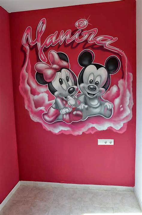 Berok Graffiti Mural Profesional En Barcelona Mural Infantil Mickey Y