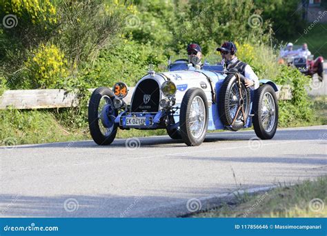 B N C Grote Sport Op Een Oude Raceauto In Verzameling Mille