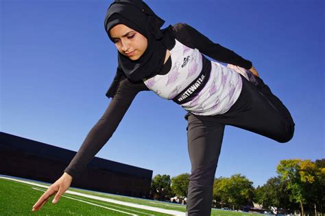 Hanan Ali: An inspirational Wisconsin student athlete who runs for family and faith - Wisconsin ...