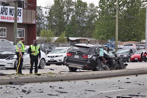 Update Serious Crash In Surrey Sends 1 To Hospital Surrey Now Leader