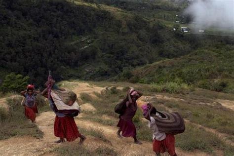 Noken Tas Tradisional Khas Papua Yang Diakui Unesco