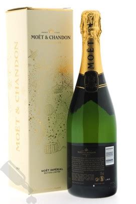 Mo T Chandon Brut Imp Rial Limited Edition Snowglobe Giftbox