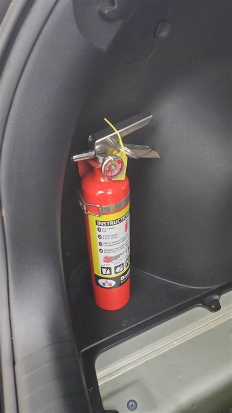 Best fire extinguisher placement? : r/KiaNiro