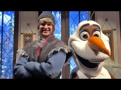 NEW Kristoff & Olaf "Frozen" meet-and-greet at Disneyland - YouTube