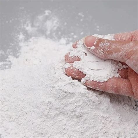 White Color Dried Gypsum Powder For Industrial Applications At Best