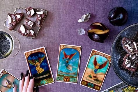 Qué es el Tarot de los Ángeles Las cartas celestiales