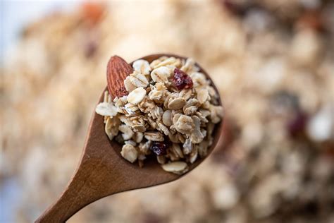 Sem açúcar aprenda a fazer granola caseira e incremente a dieta