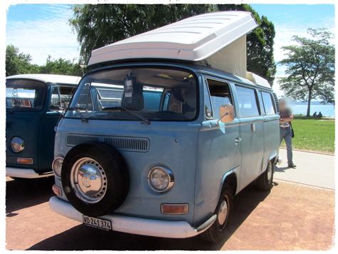 VW Combi T2a Camper 4ème BBQ Cars Friends Neuchâtel 1 Daniel