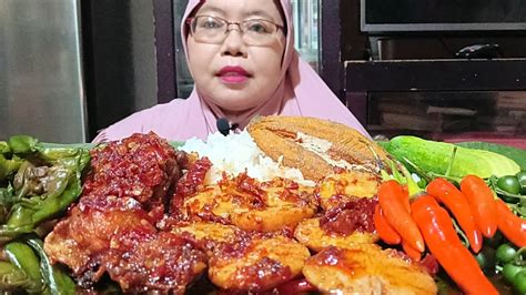 Bebek Goreng Mandi Sambel Jengkol Balado Rebusan Kembang Genjer Ikan