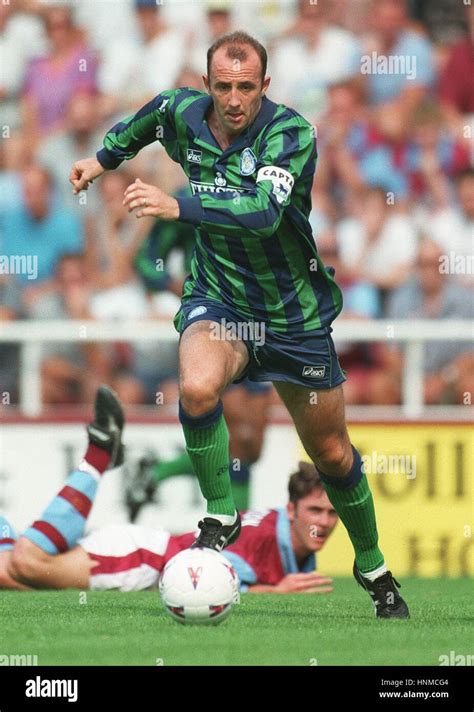 Gary Mcallister Leeds United Fc Hi Res Stock Photography And Images Alamy