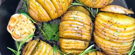 Garlic And Herbs Hasselback Potatoes - Fetty's Food Blog