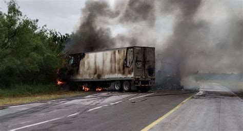 Chocan Y Se Queman Dos Trailers En Libramiento De San Fernando