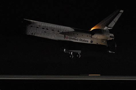 Spaceflight Now Sts Shuttle Report Endeavour Makes Ghostly