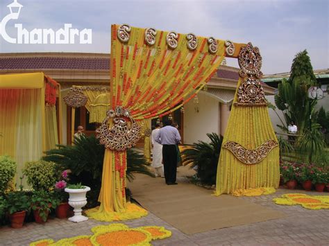 Importance of Flowers at Indian weddings ~ Wedding Celebration | Wedding Planners