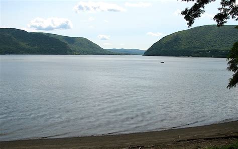 Top Ten Views of the Hudson River, From the Ten Most Unexpected Places