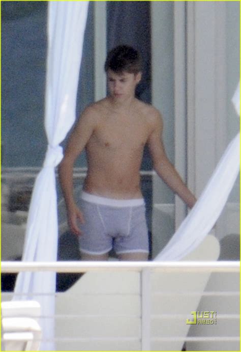 Justin Bieber Shirtless Time In Miami Justin Bieber Image 24205203