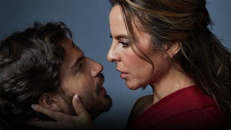 Volver A Caer Kate Del Castillo Tuvo Compañeros Que La Incomodaron