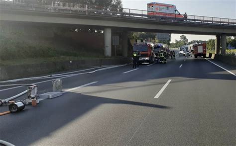 Lkw Aufliegeer Brennt Auf Autobahn A In Melle Kreisfeuerwehr Osnabr Ck