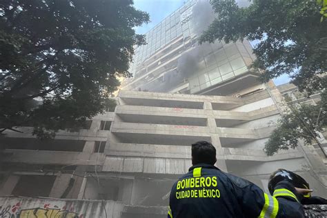 CDMX Edificio ISSSTE se incendia en Paseo de la Reforma MARCA México