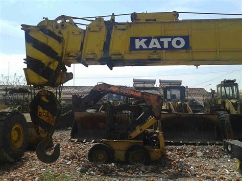 Used Rough Terrain Crane KATO KR 20H 20tons Crane Shanghai Uuimagine