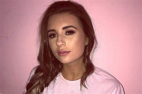 Dani Dyer: Instagram followers worried following bold move after split ...