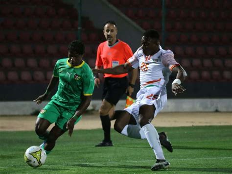 Le Doublé De Dermane Offre Une Victoire éclatante Au Togo Contre Le Niger