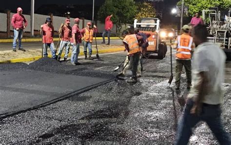 Alcald A De San Crist Bal Aplic Toneladas De Asfalto En La Avenida