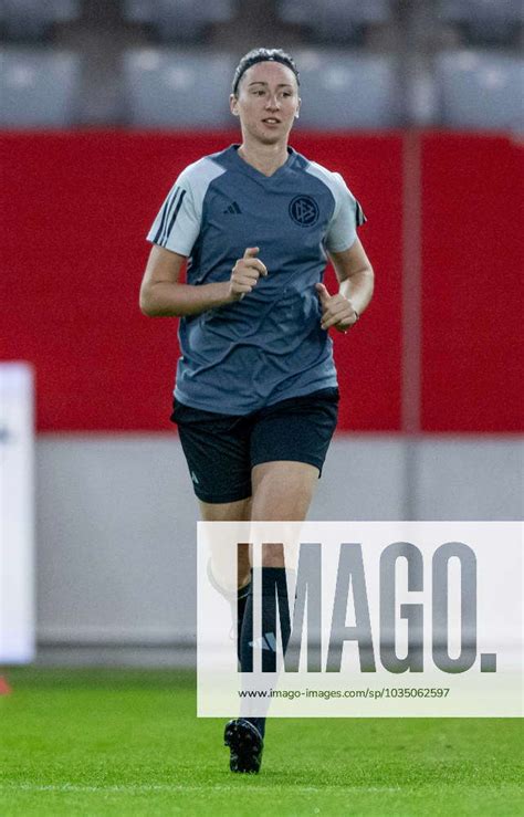 Franziska Wildfeuer Referee During Warm Up FC Bayern Muenchen Frauen Vs