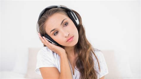 Sad music can have beneficial emotional effects, study finds - TODAY.com