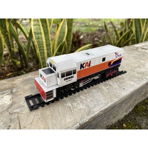 Jual Rail King Miniatur Kereta Api Cc201 Bermesin Gerbang Batubara