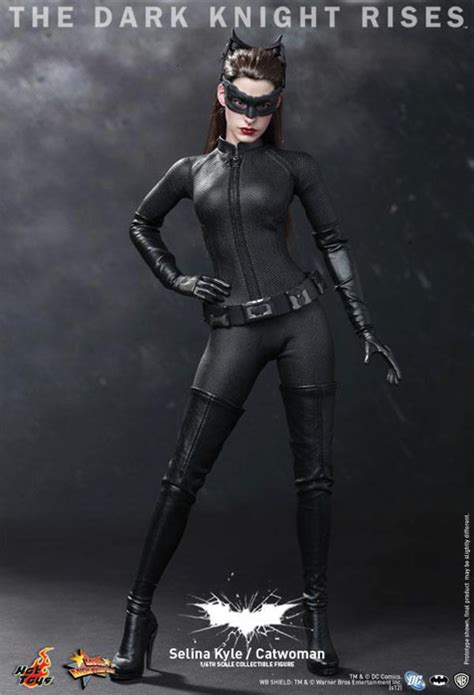 The Dark Knight Rises Selina Kyle Catwoman Statue